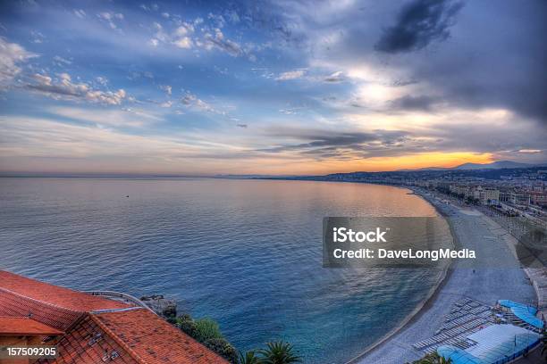 Puesta De Sol Sobre La Riviera Francesa Foto de stock y más banco de imágenes de Agua - Agua, Aire libre, Azul