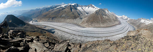 glaciar aletsch panorama, suíça - european alps switzerland glacier high angle view imagens e fotografias de stock