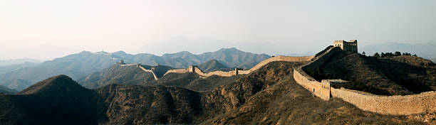 gran wall - chinese wall fotografías e imágenes de stock