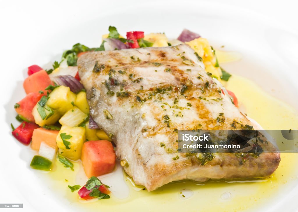 Filete de peixe grelhado com frutas tropicais - Royalty-free Coregono branco Foto de stock