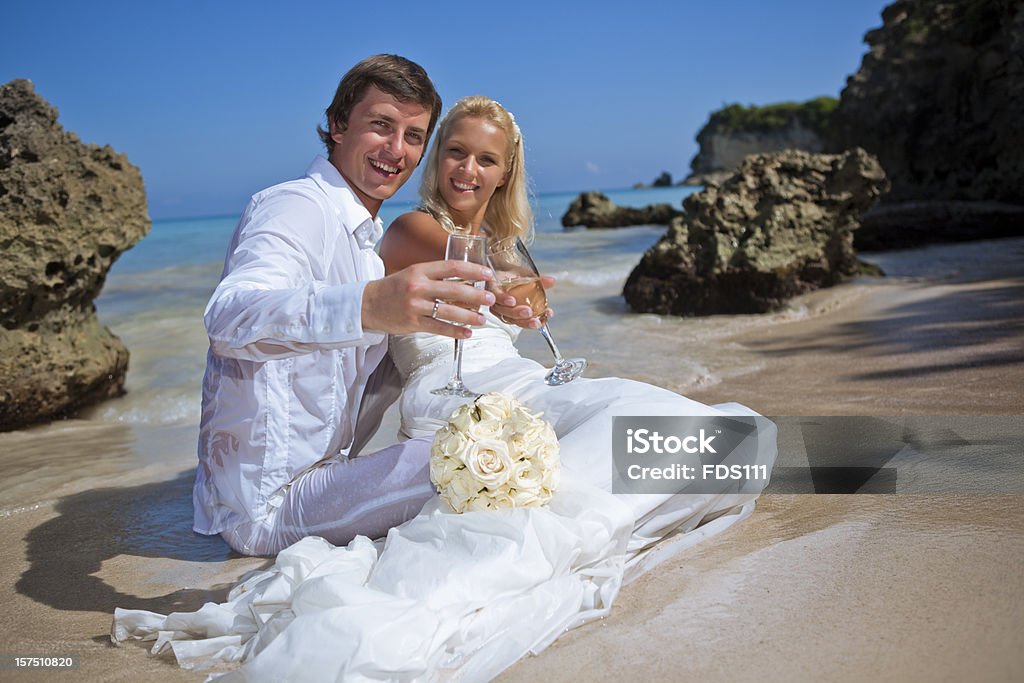 Свадебные путешествия Карибского - Стоковые фото 20-24 года роялти-фри