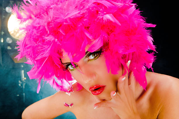chica de pluma - pink butterfly head and shoulders close up horizontal fotografías e imágenes de stock