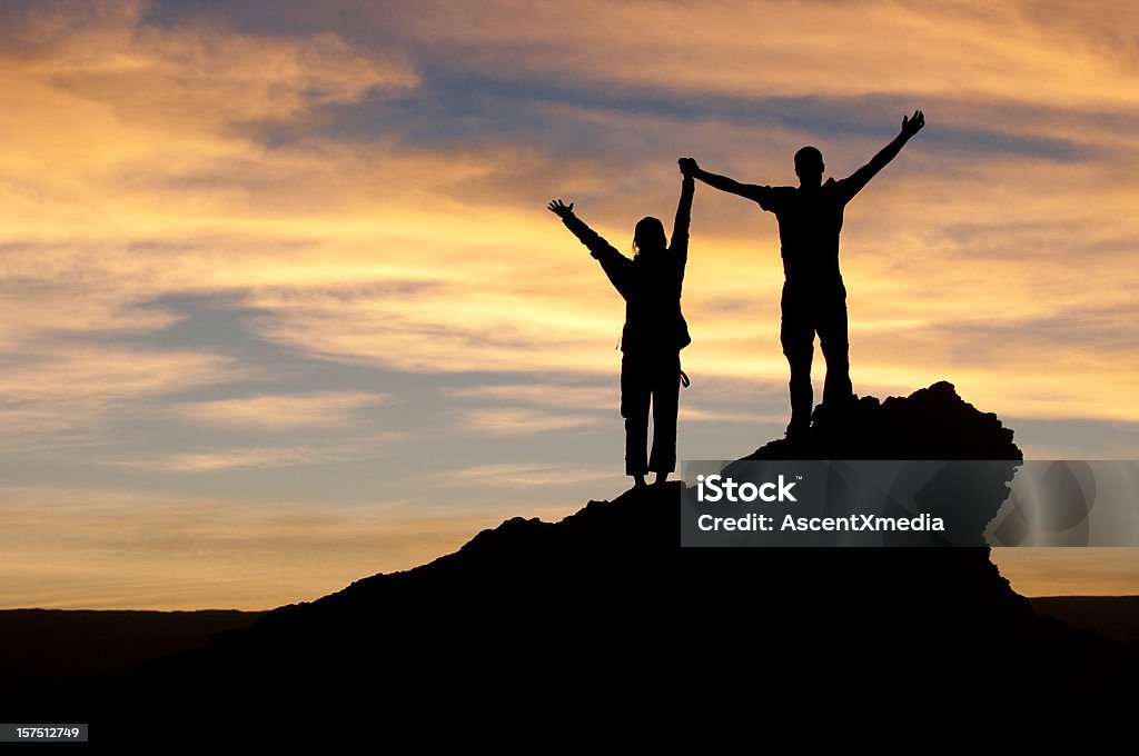 Casal celebrando um relacionamento vitória - Foto de stock de Amor royalty-free