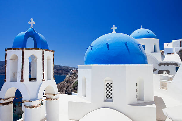 산토리니 유명한 교회 - greek islands greece day full frame 뉴스 사진 이미지