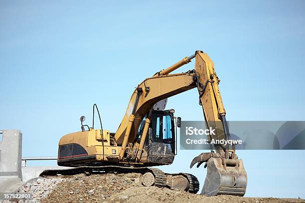 Photo libre de droit de Excavator banque d'images et plus d'images libres de droit de Bulldozer - Bulldozer, Chantier de construction, Chargeuse