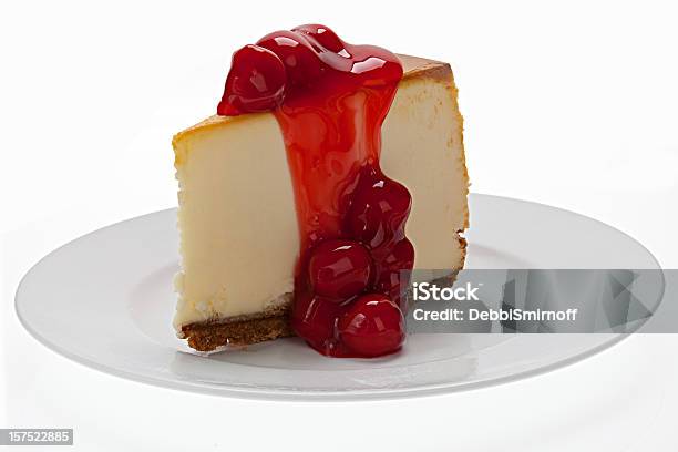 Foto de Cheesecake De Nova Iorque Com Cerejas e mais fotos de stock de Cheesecake - Cheesecake, Cereja, Vermelho