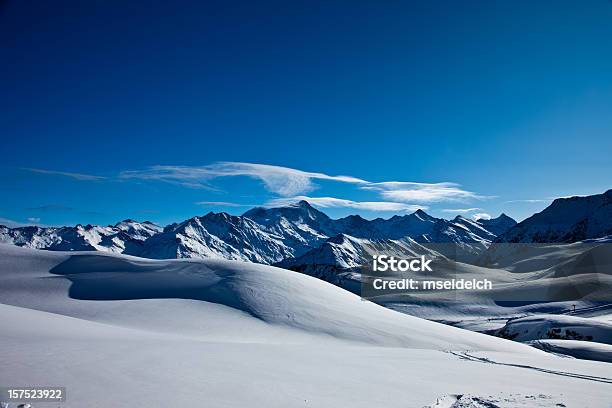 Швейцарские Альпы Горы — стоковые фотографии и другие картинки Гора - Гора, Зима, Без людей
