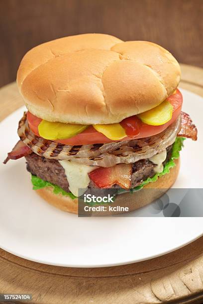 Photo libre de droit de Cheeseburger Au Bacon banque d'images et plus d'images libres de droit de Aliment - Aliment, Alimentation lourde, Bacon