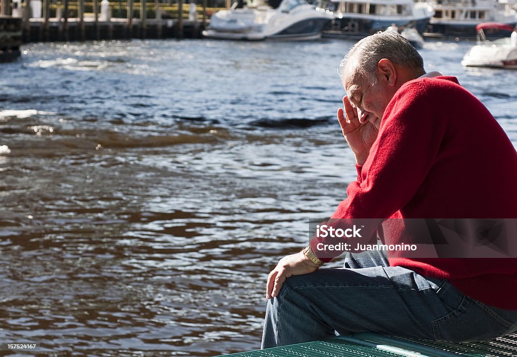 Depresión senior hombre - Foto de stock de Adulto libre de derechos