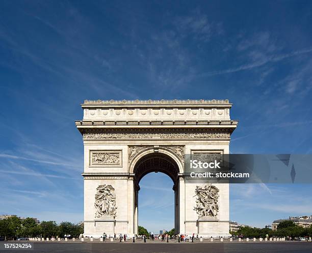 Arc De Triomphe Париже Франция — стоковые фотографии и другие картинки Триумфальная арка - Париж - Триумфальная арка - Париж, Елисейские Поля, Napoleon Bonaparte