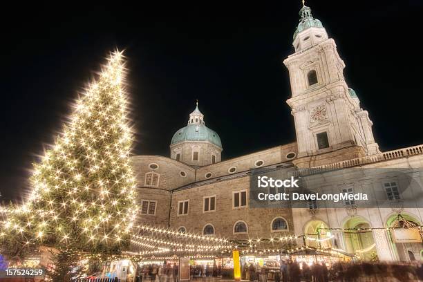 Weihnachtsmarkt W Salzburg Austria - zdjęcia stockowe i więcej obrazów Salzburg - Salzburg, Salzburg - Kraj związkowy, Boże Narodzenie