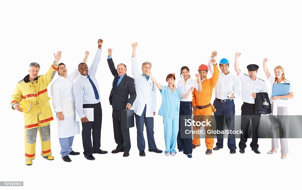 Personas de éxito de su respeto de los puestos de trabajo de pie contra blanco - Foto de stock de Alzar la mano libre de derechos
