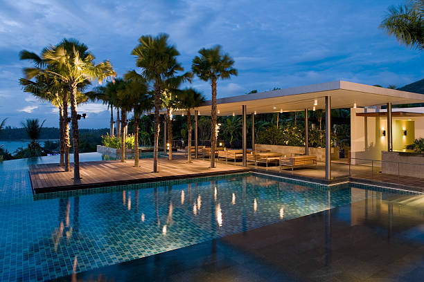 villa sunrise - house residential structure luxury night fotografías e imágenes de stock