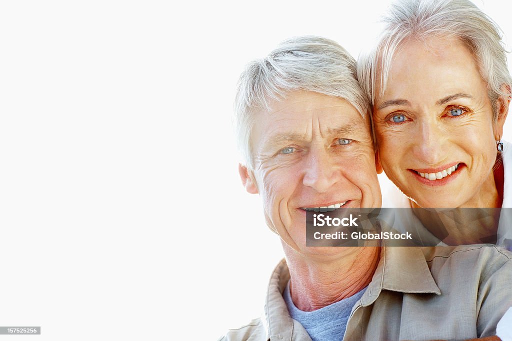 Coppia Senior sorridente - Foto stock royalty-free di 60-69 anni