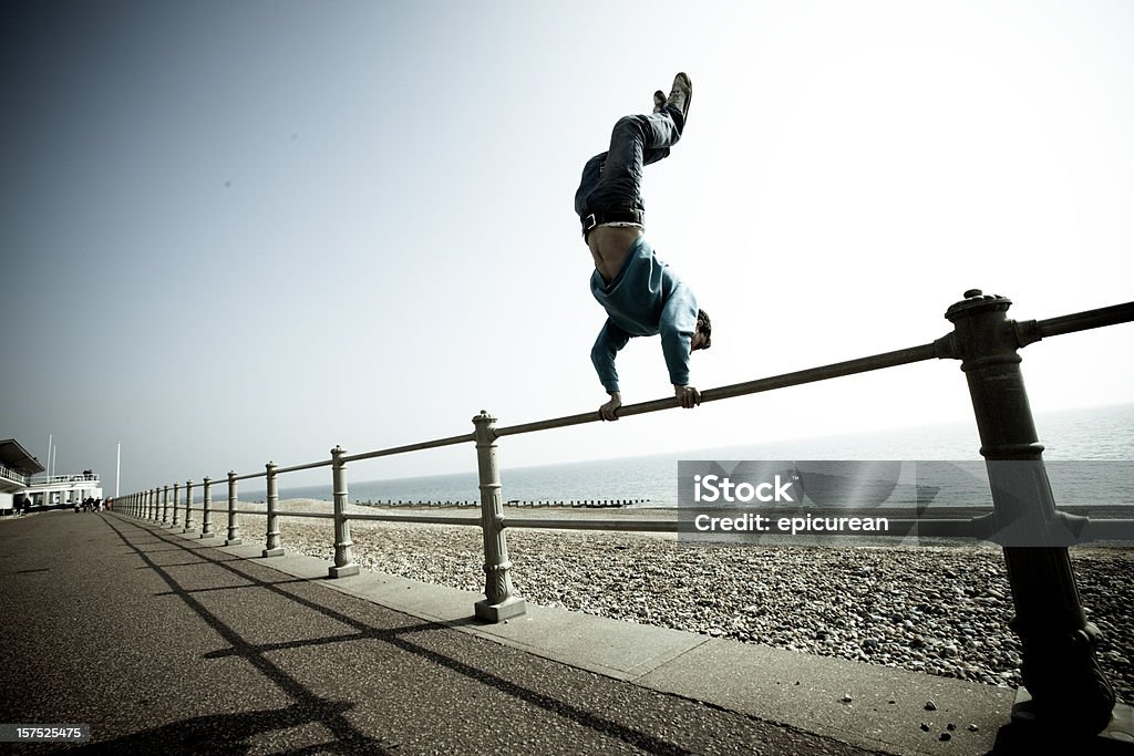 パルクールと freerunning - 1人のロイヤリティフリーストックフォト