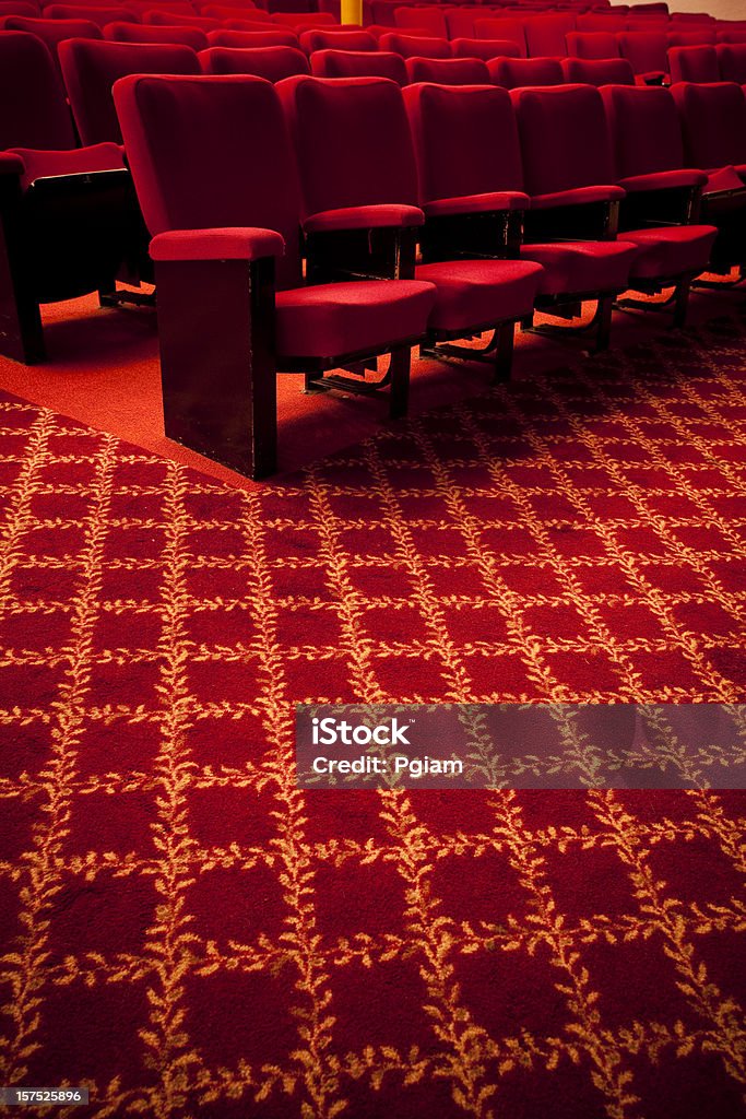 Rojo teatro evento de estar - Foto de stock de Asiento libre de derechos