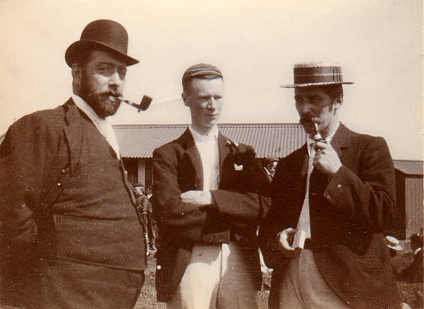 vintage foto viktorianischen herren - nur männer fotos stock-fotos und bilder