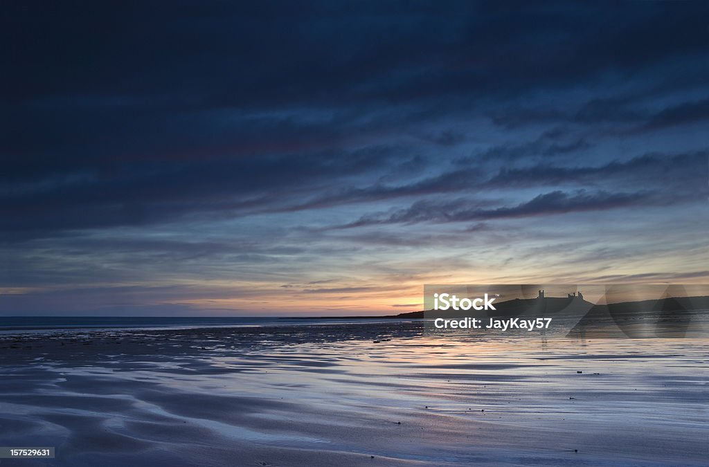 Northumberland alba - Foto stock royalty-free di Alba - Crepuscolo
