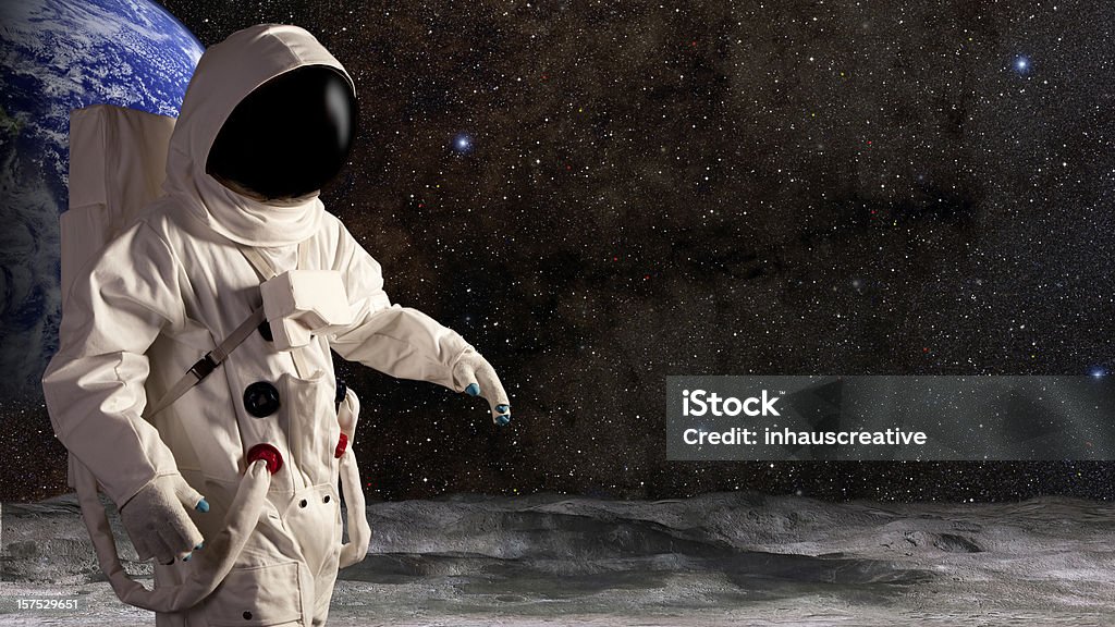 Astronaut auf dem Mond im Raum - Lizenzfrei Astronaut Stock-Foto