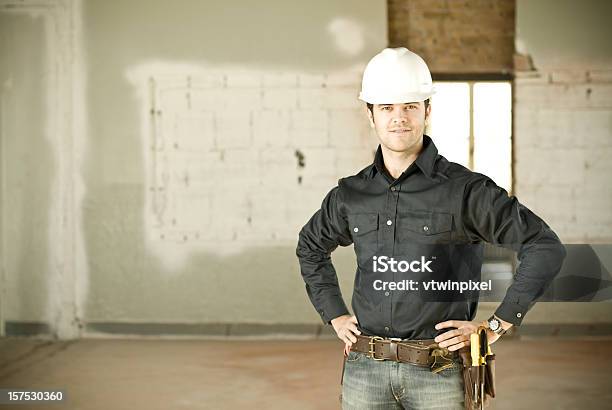 Lächelnd Foreman Stockfoto und mehr Bilder von Arbeiter - Arbeiter, Bauarbeiterhelm, Baugewerbe