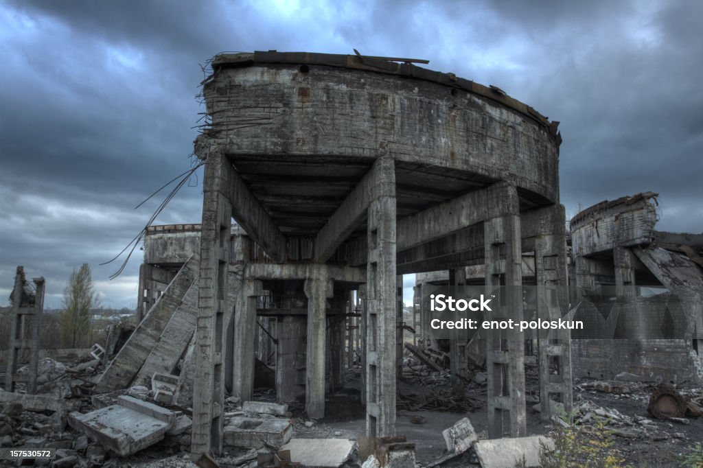 Abandonado la estructura - Foto de stock de Guerra libre de derechos