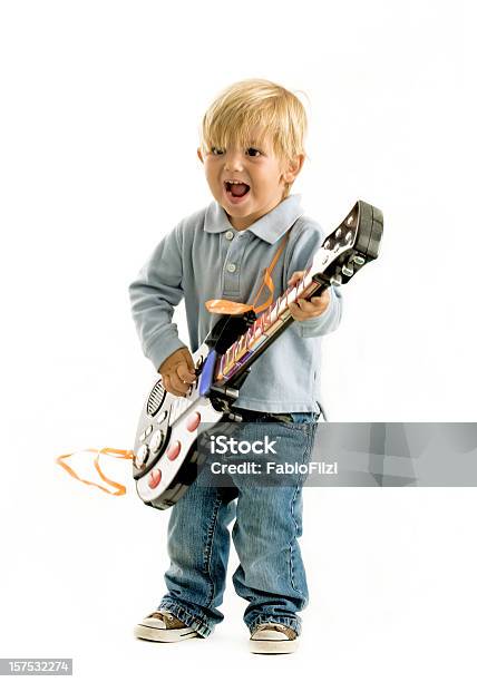 Kind Mit Electric Guitar Stockfoto und mehr Bilder von Aufführung - Aufführung, Bildung, Blondes Haar
