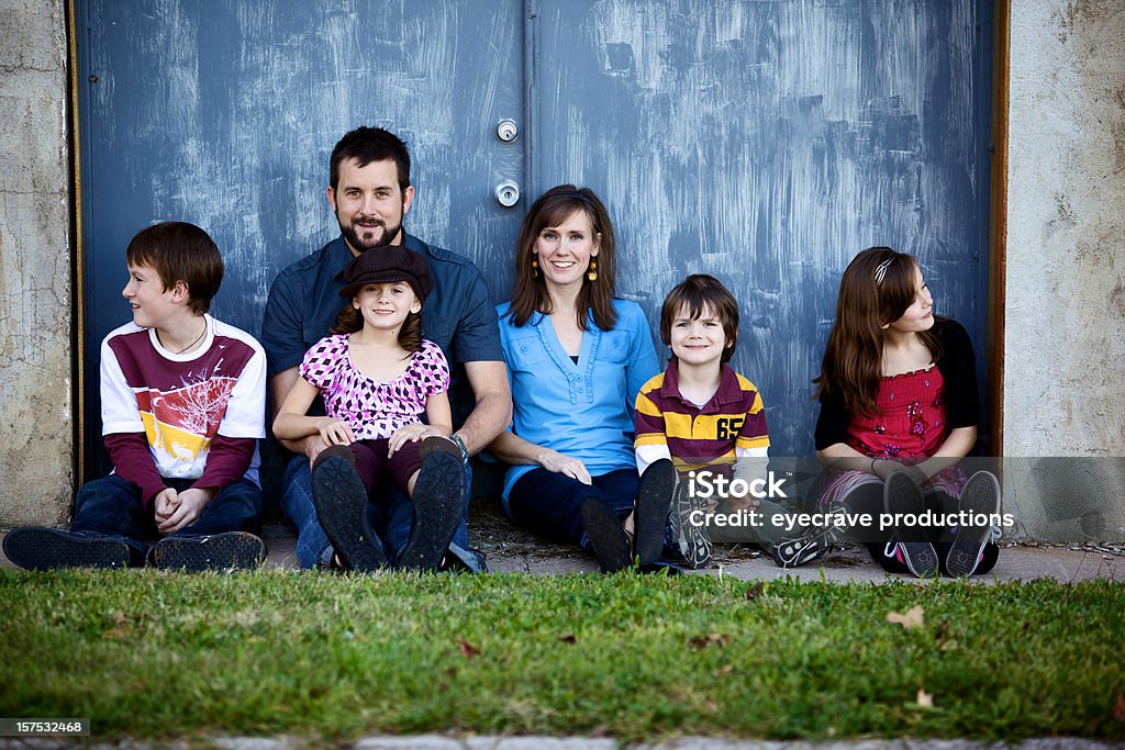 Familien-Sommer-portraits - Lizenzfrei Braunes Haar Stock-Foto