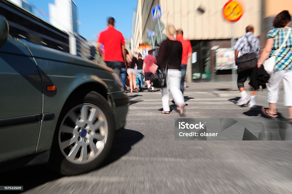 Carro ligar de pedestres - Foto de stock de Pedestre royalty-free