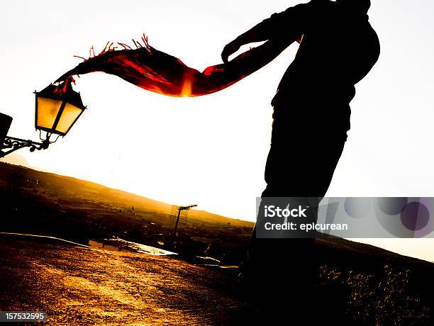 Foto de Nascer Do Sol E Cachecol Em Um Terraço Em Arcos Espanha e mais fotos de stock de Alegria