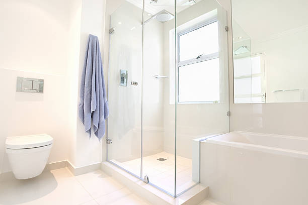 Intérieur moderne de salle de bains haut de gamme - Photo