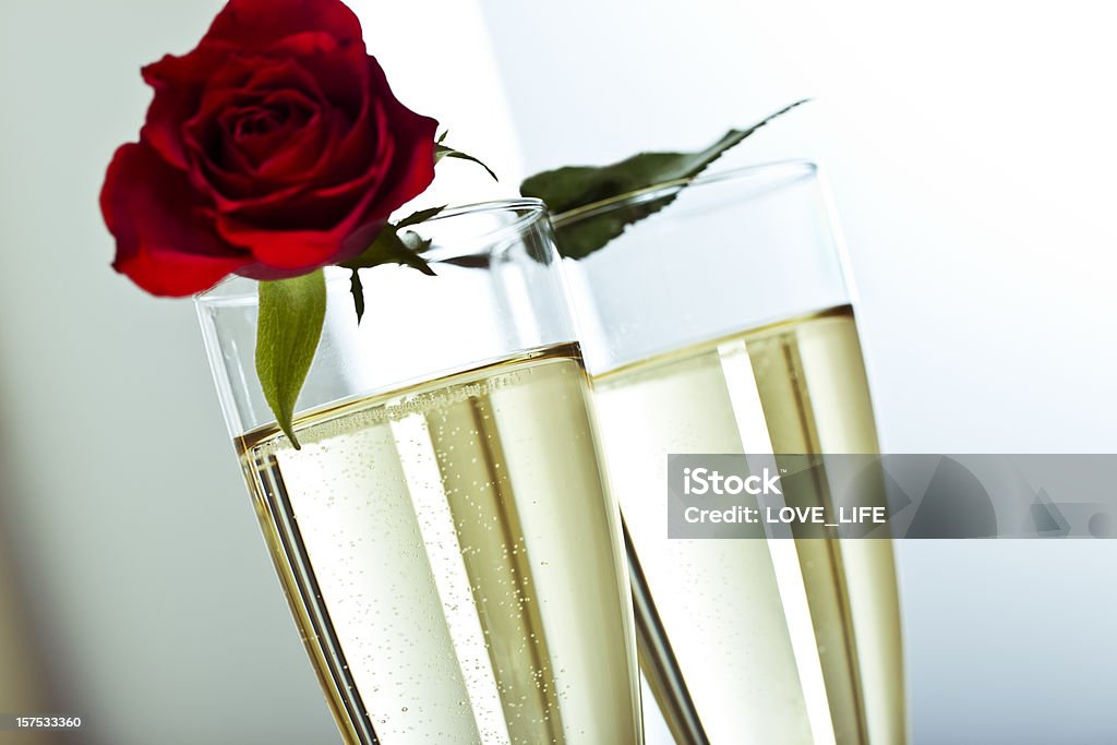 WALENTYNKOWY dzień szampana - Zbiór zdjęć royalty-free (Szampan)