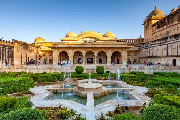 istock Amber fort in Jaipur, Rajasthan, India 1575483934