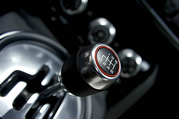 noleggio leva del cambio - part of vehicle gear knob gearshift foto e immagini stock