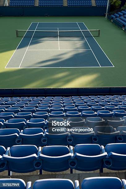 Court De Ténis - Fotografias de stock e mais imagens de Ténis - Desporto com Raqueta - Ténis - Desporto com Raqueta, Estádio, Quadra desportiva