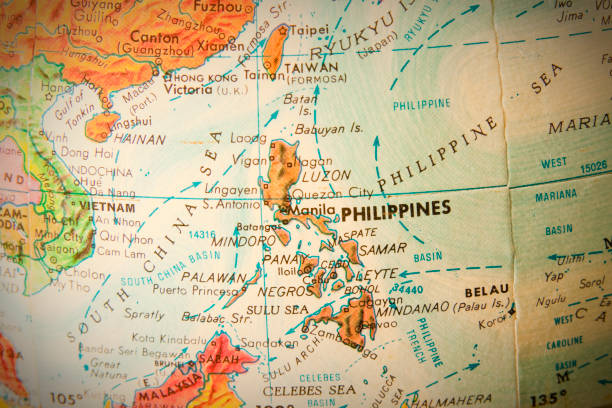 viaje o mundo series-filipinas - philippines map retro revival cartography - fotografias e filmes do acervo