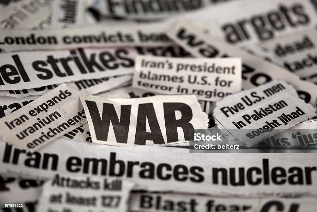 La guerra - Foto de stock de Titular de periódico libre de derechos