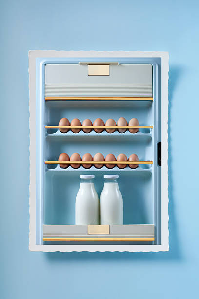 fotografie dveří chladničky - láhev mléka fotky - stock snímky, obrázky a fotky