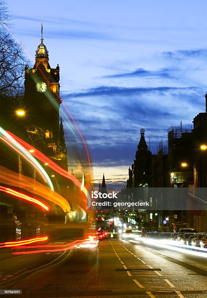 Edinburgh trafic au crépuscule - Photo de Ville - Milieu urbain libre de droits