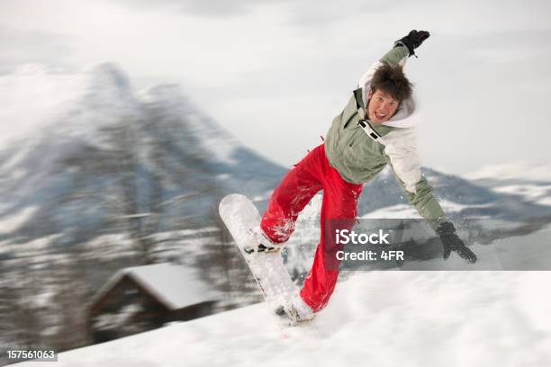 Photo libre de droit de Poudreuse Snowboard Action Xxxl banque d'images et plus d'images libres de droit de 20-24 ans - 20-24 ans, Activité, Activité de plein air