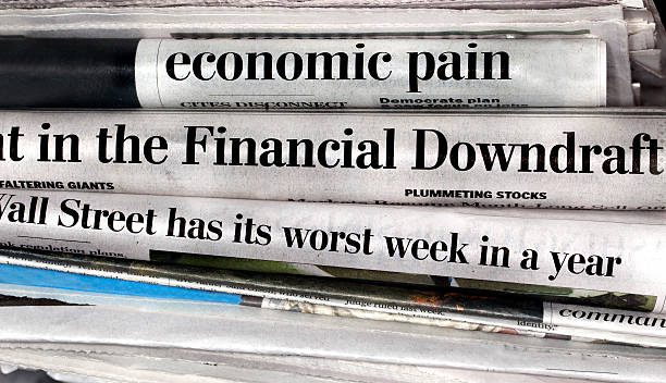 istock Bad Economy Headlines in Newspapers 157561766