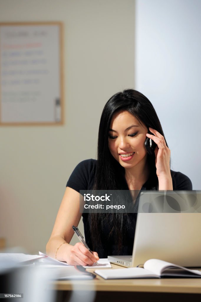 Chino mujer de negocios - Foto de stock de Ejecutiva libre de derechos