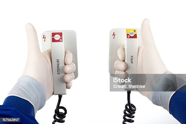 Defibrilator - zdjęcia stockowe i więcej obrazów Defibrylator - Defibrylator, RKO, Szpital