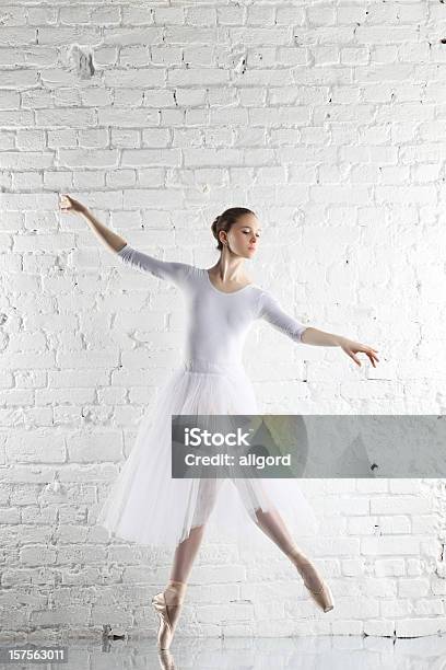 Балетки Ballerina — стоковые фотографии и другие картинки Артист балета - Артист балета, Балет, Балетная пачка
