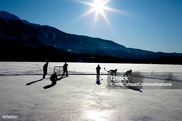 Foto de Lago Hóquei e mais fotos de stock de Hóquei no Gelo - Hóquei no Gelo, Exterior, Canadá