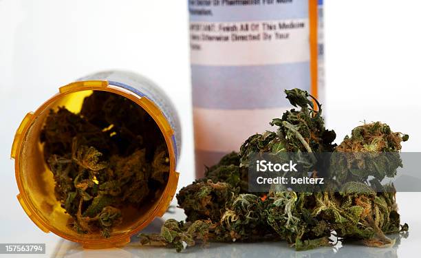 Medical Cannabis - zdjęcia stockowe i więcej obrazów Białe tło - Białe tło, Fotografika, Horyzontalny