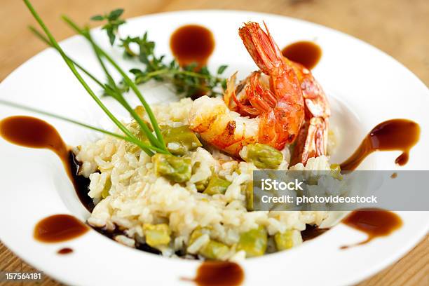 Gamberetto Gigante E Risotto Con Asparagi - Fotografie stock e altre immagini di Gambero - Frutti di mare - Gambero - Frutti di mare, Risotto, Frutti di mare