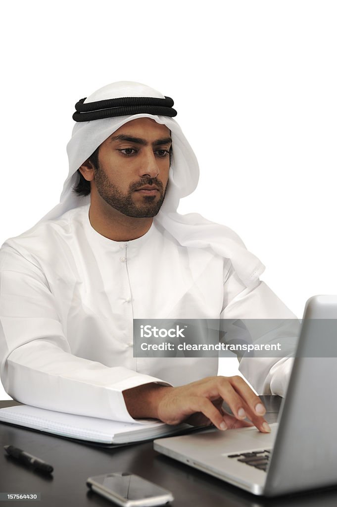 Homem de negócios Árabes trabalhando - Foto de stock de Correspondência royalty-free