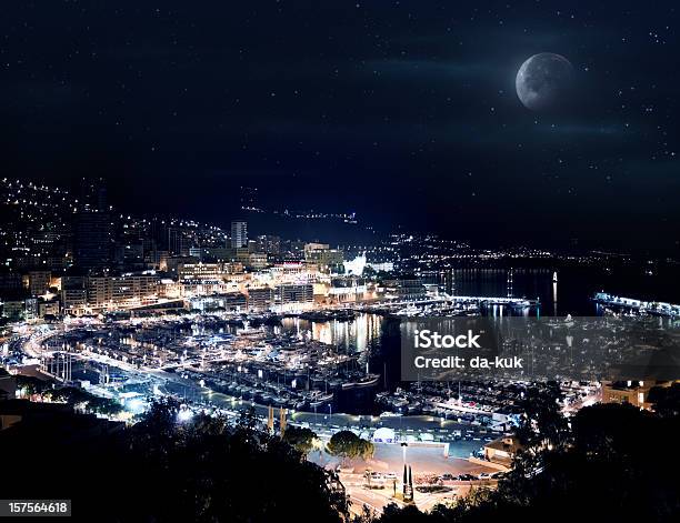 Photo libre de droit de Monaco De Nuit banque d'images et plus d'images libres de droit de Principauté de Monaco - Principauté de Monaco, Nuit, Lune