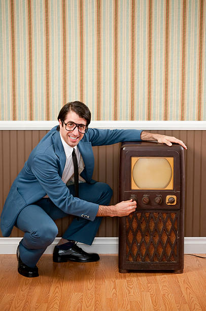 istock Nerdy Salesman With Vintage Television 157565984