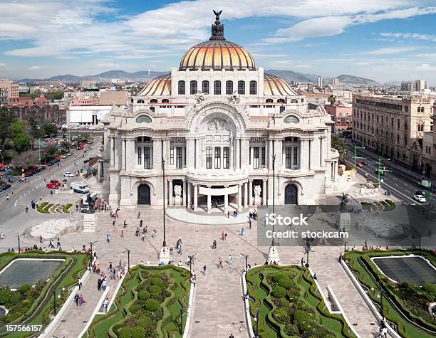 Foto de Palacio De Bellas Artes Na Cidade Do México e mais fotos de stock de Cidade do México - Cidade do México, Estátua de Belas Artes, Palácio de Belas Artes - Cidade do México